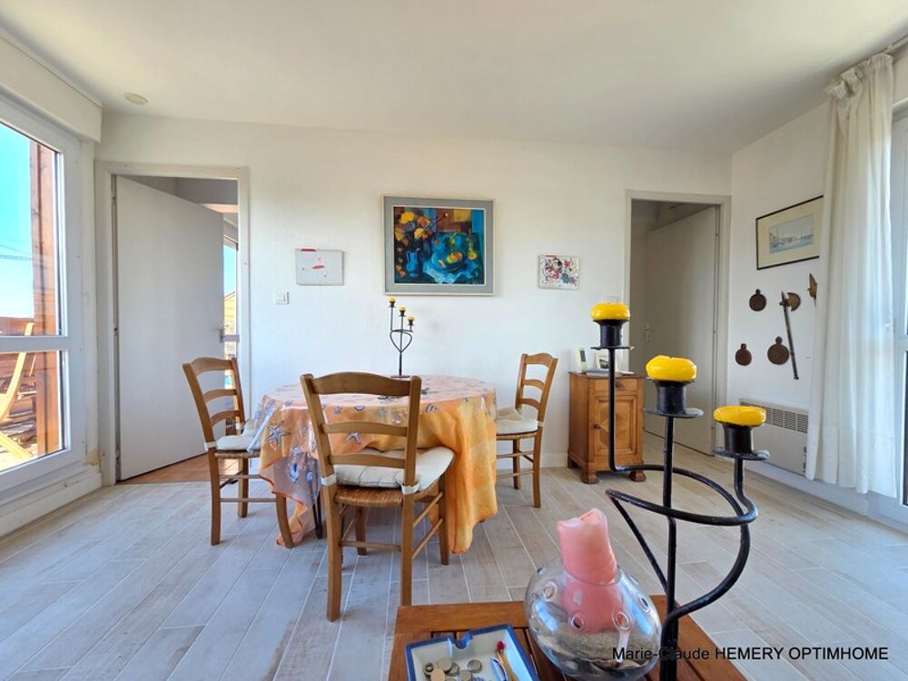 SAINT BRIAC SUR MER:Appartement de 69m², 4 pièces, terrasse et balcon ensoleillées, deux stationnements