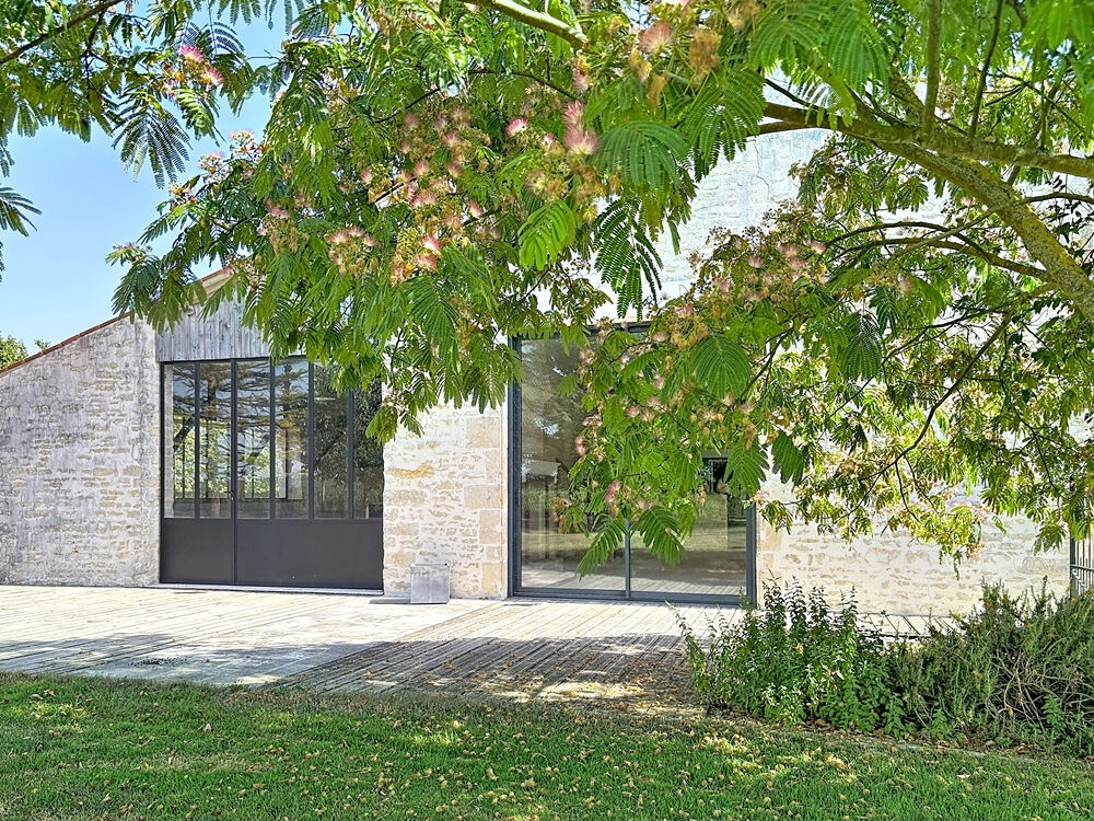 Vente Maison LONGERE en pierre 144 m2  grand terrain clos - Charme et Quiétude La greve sur mignon