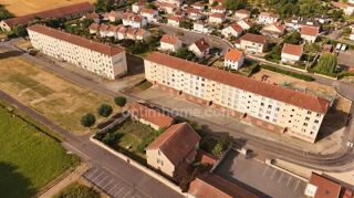  Immeuble à vendre 15 + pièces 4708 m²