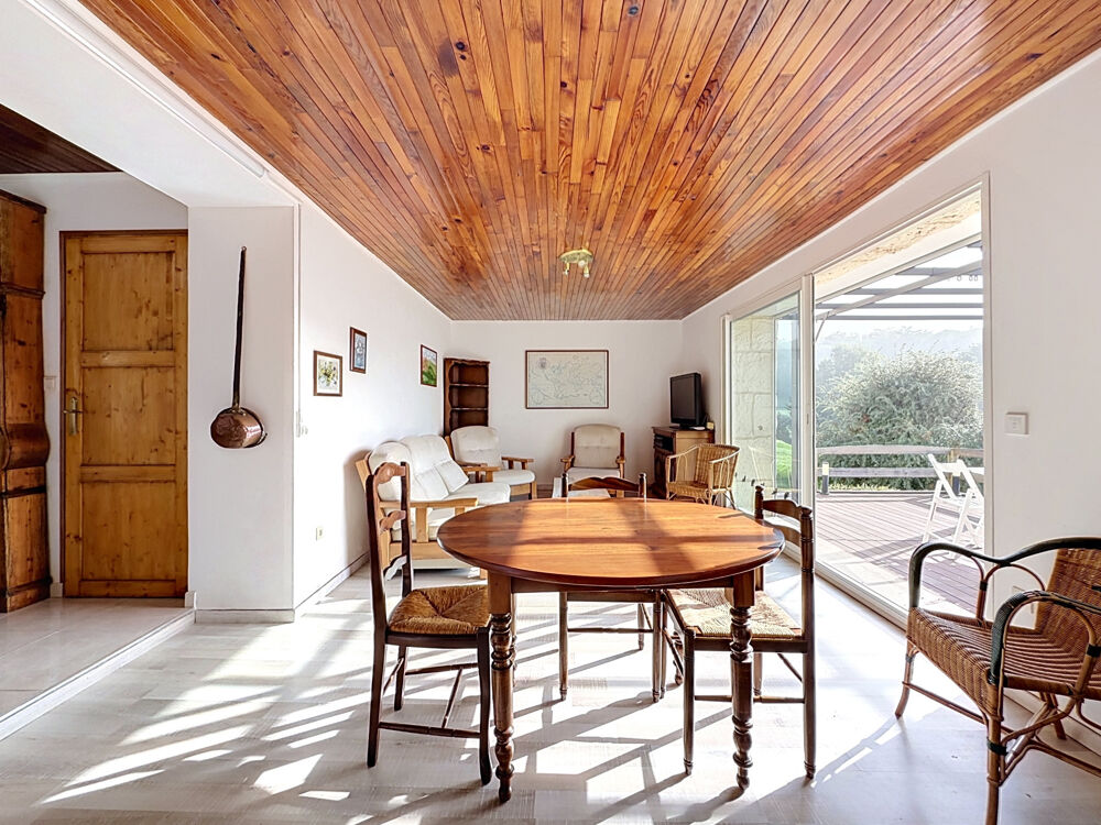 Vente Maison Belle maison rénovée, au calme, de 143 m² + 72 m² à aménager, sur terrain de 8 000 m² de terrain – Saint-Uze Saint uze