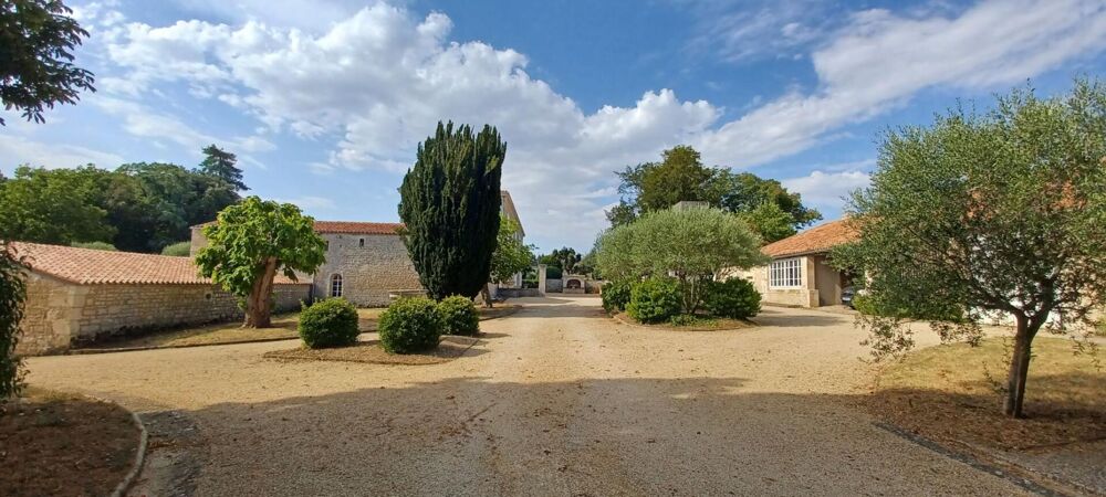 Vente Propriété/Château Elégante propriété,  parc et dépendances sur 3 ha Fontenay le comte