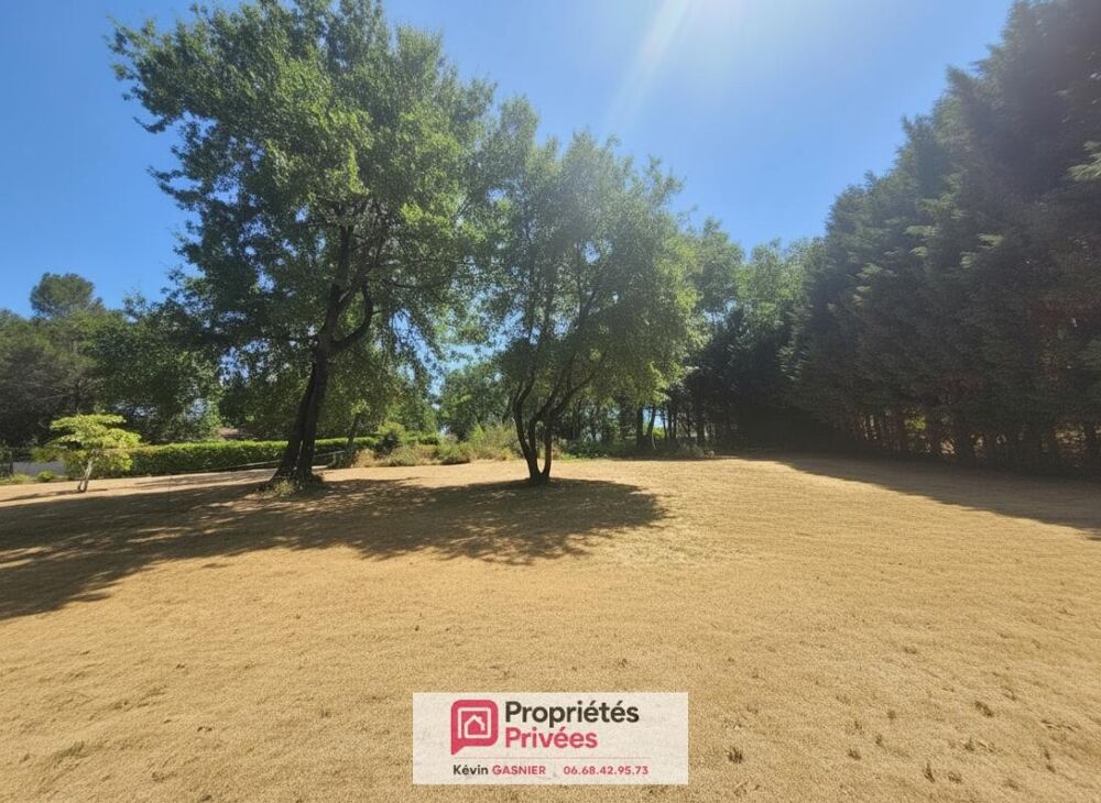 Vente Terrain GARAT (16410) : Terrain constructible de 1200m2 + carport Garat