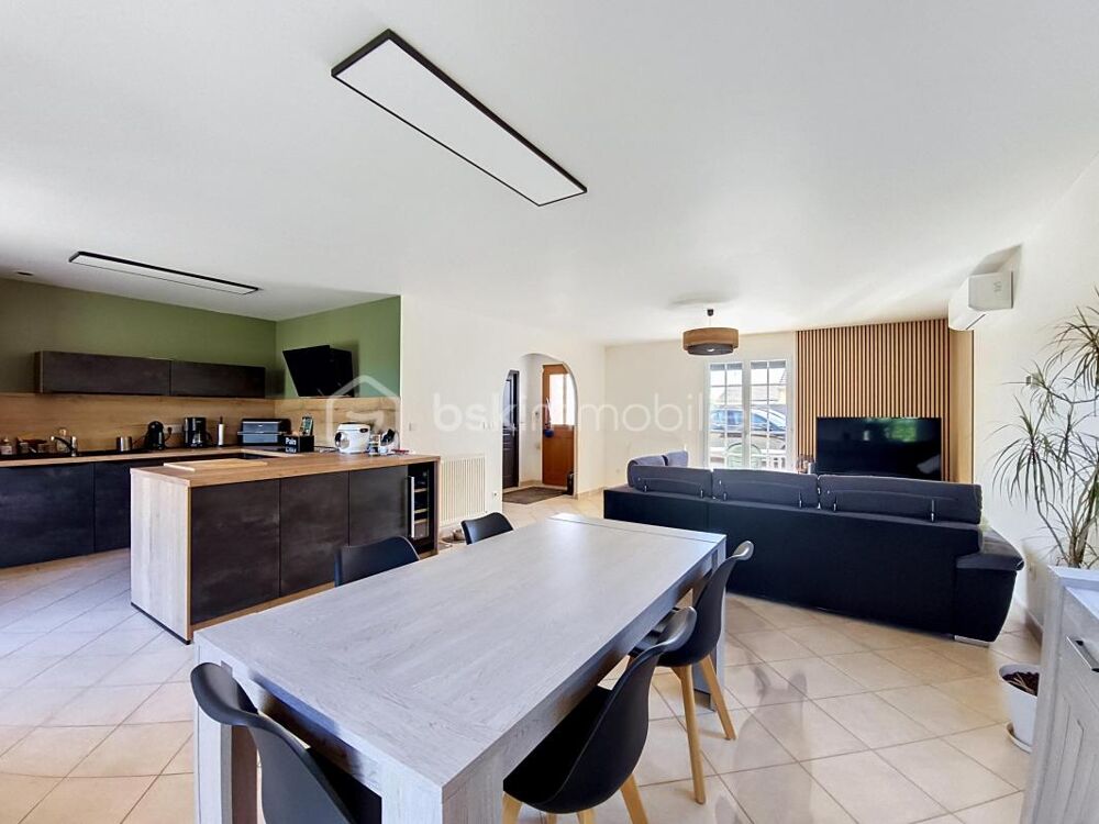BELLE MAISON SANS VIS A VIS