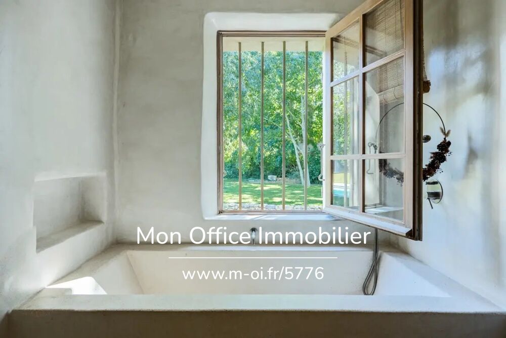  vendre  Proprit/chteau Aix-en-Provence (13100)