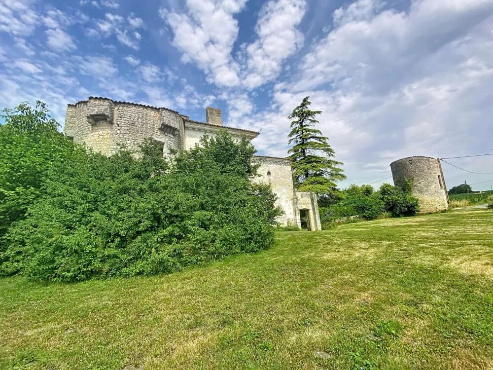 Maison 7 pièces 200 m² · à Saint Savinien · 200 m² · 320 000 €
