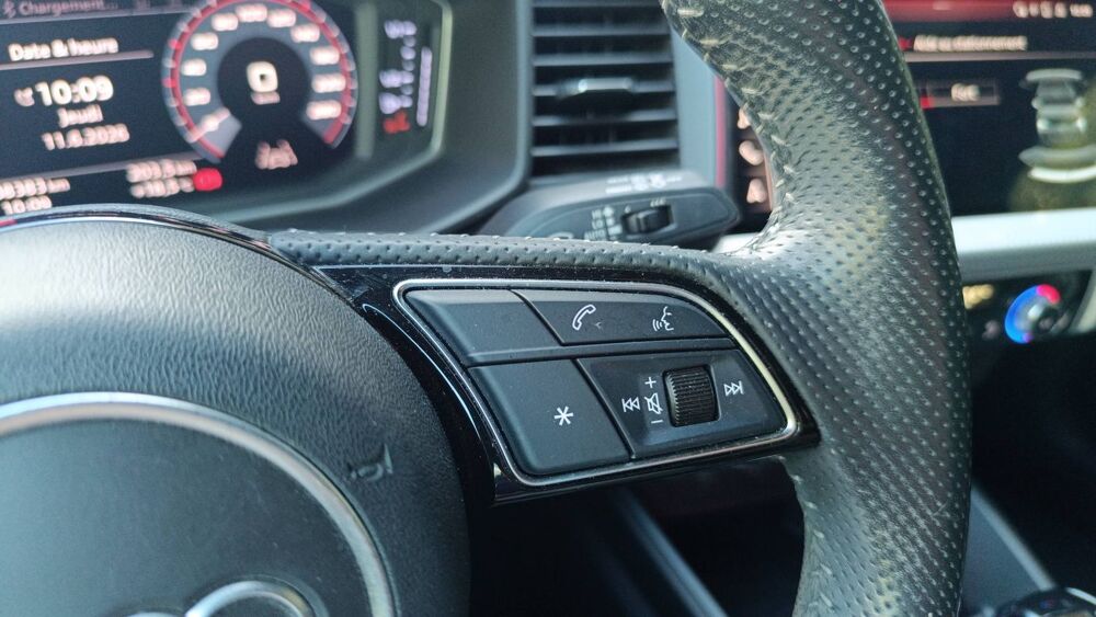 A1 TFSI 200 S tronic S line - Automatique Entretien constructeu 2019 occasion 26290 Donzere