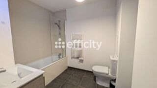  Appartement � vendre 5 pi�ces 106 m�