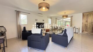  Villa à vendre 6 pièces 136 m²