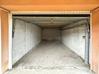  Parking / Garage à vendre 1 pièce 18 m²