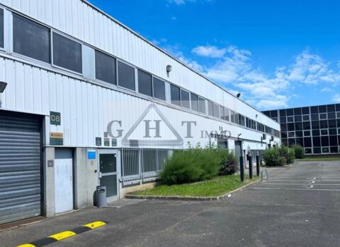   À vendre Entrepôt & bureaux 3969m²- BUC 