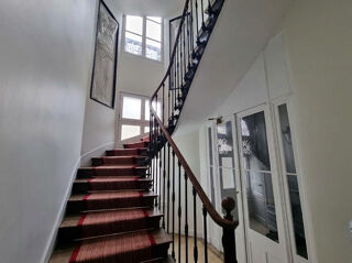  Maison à vendre 12 pièces 398 m²