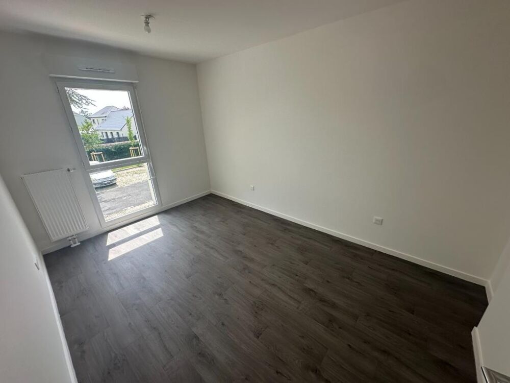 T2 neuf avec balcon et parking à Mainvilliers