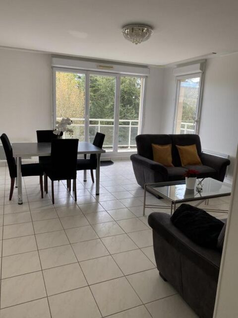  Appartement � louer 4 pi�ces 80 m� Corbeil essonnes