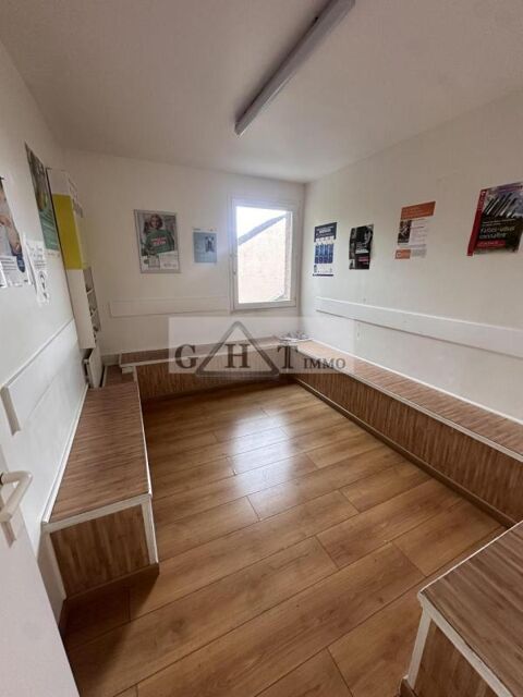   Local professionnel 120 m² 
