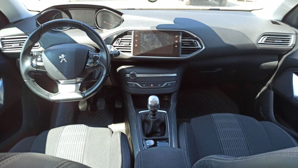 308 II 1.5 BlueHDi 130 Allure - Entretien constructeur 2018 occasion 86000 Poitiers
