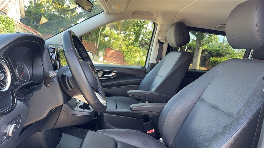 Vito Combi 119 CDI 190 9G-Tronic Mixto Pro - Premi&egrave;re main 5 plac 2024 occasion 26000 Valence