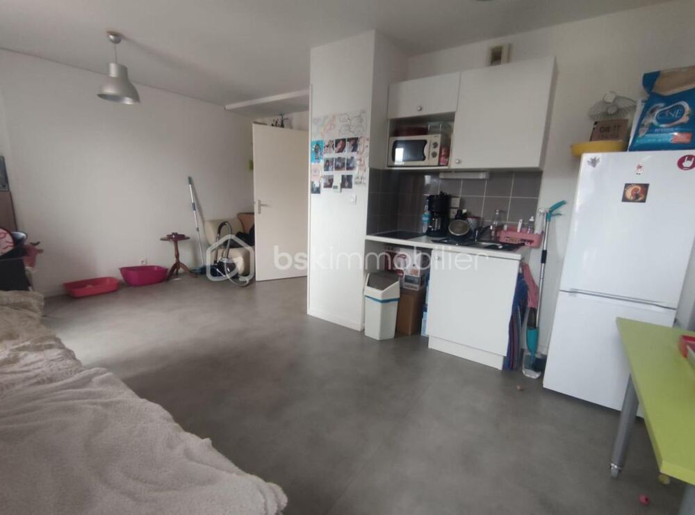 Grand studio lumineux idéalement situé au coeur de Nantes (Place François II)