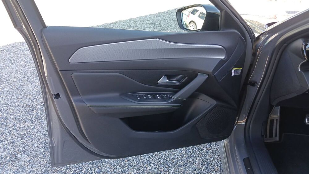 308 SW II 1.6 PureTech 180 Hybrid EAT8 GT - Premi&egrave;re main Automatiq 2024 occasion 31180 Castelmaurou