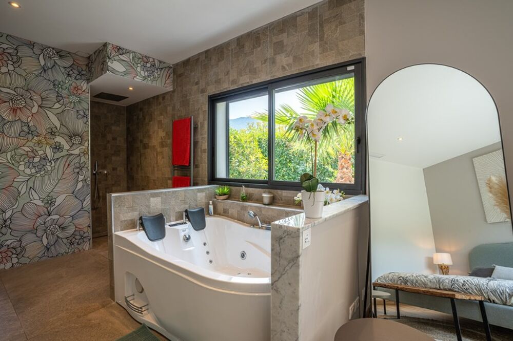 � vendre  Maison Solli�s-Toucas (83210)