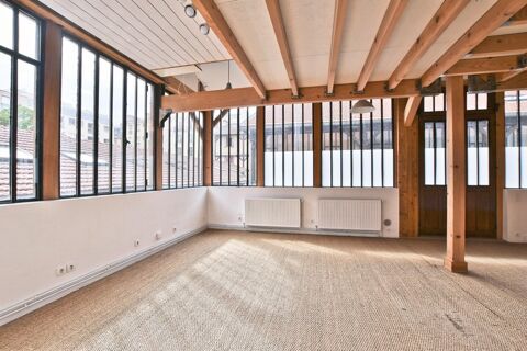 A louer, bureaux lumineux dans passage calme et arbor&eacute; 3195 75019 Paris