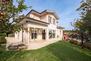 Vente Villa Villa Artigues pres bordeaux
