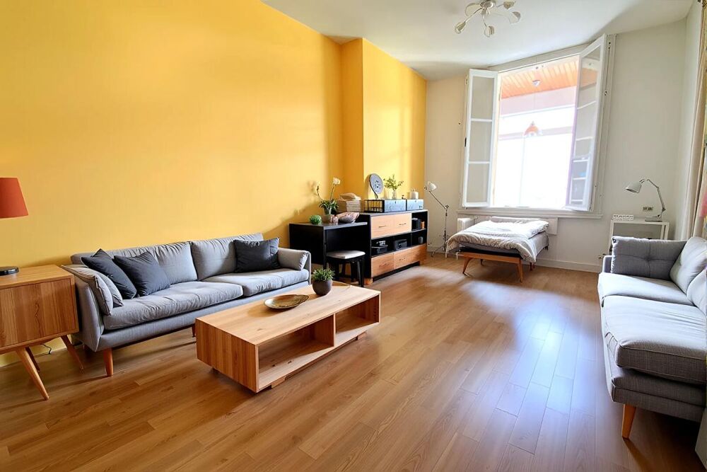 Vente Maison Maison de famille en pierre de caractère 142m² à Bordeaux Bordeaux