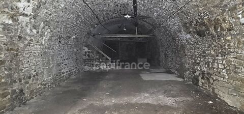 Cave vout&eacute;e de caract&egrave;re - 160 m2, &agrave; vendre au coeur d'ARBOIS (39) 19000 39600 Arbois