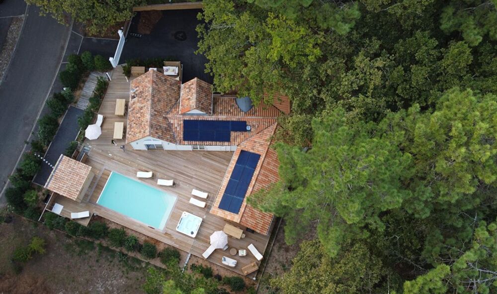 Belle propriété totalement rénovée avec piscine Golf de Biscarosse