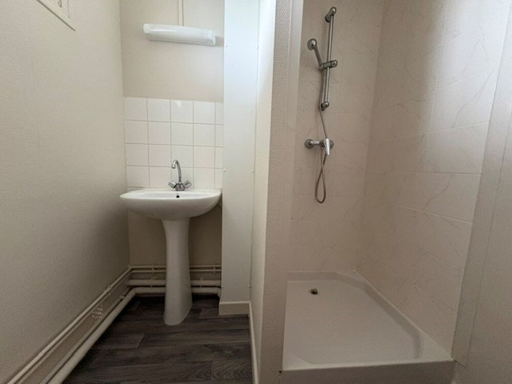 Location Appartement Appartement Type 2 avec Balcon - WASSY Wassy