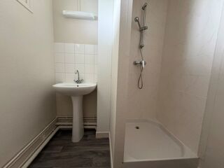  Appartement à louer 2 pièces 42 m²