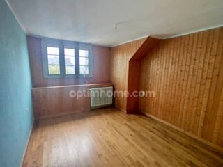  Immeuble à vendre 13 pièces 140 m²
