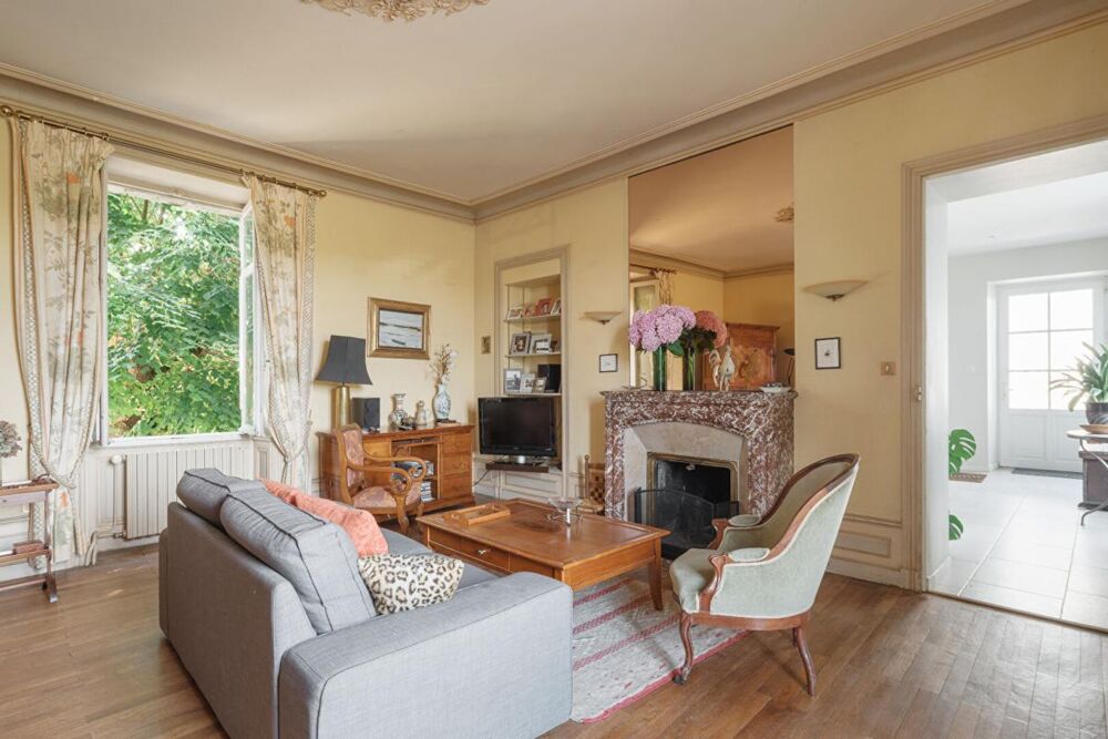 Vente Propriété/Château Maison de maître 190m² + 500m² de dépendances, Divatte sur Loire (44450) Divatte sur loire
