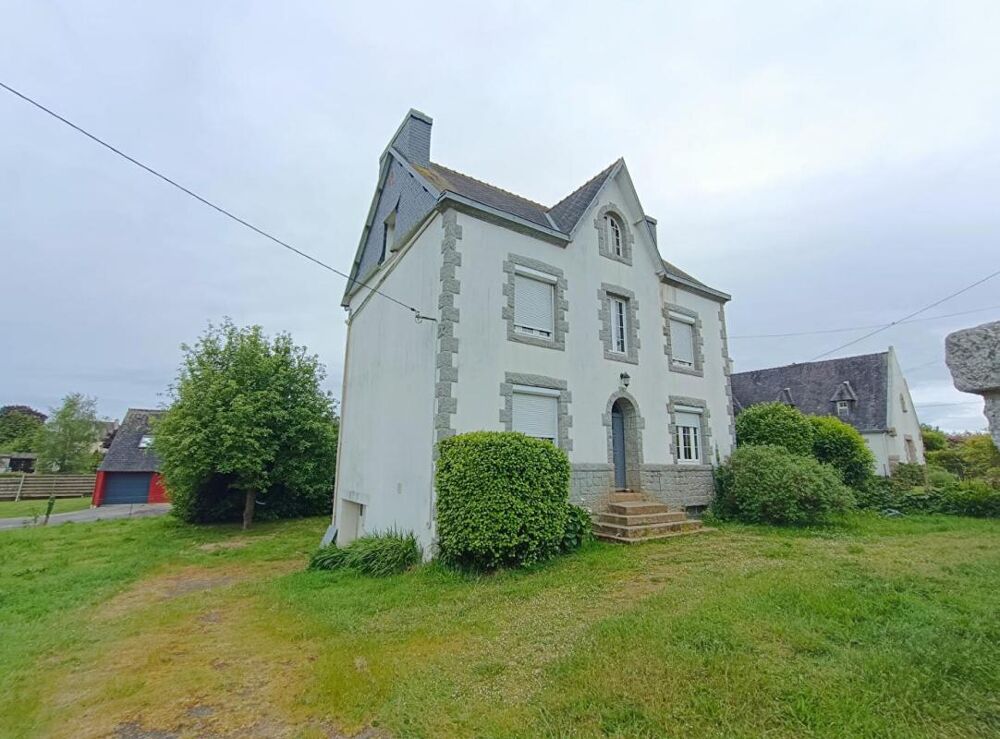 29520 Châteauneuf du Faou maison rénovée 5 chambres sous sol complet