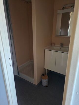  Appartement à louer 1 pièce 19 m²