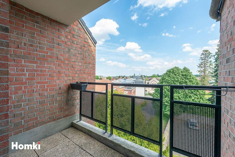 SAINT-AMAND-LES-EAUX  Appartement duplex T3 avec terrasse, balcon, parking et ascenseur  Résidence recherchée