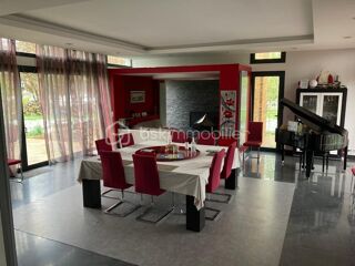  Propri�t�/ch�teau � vendre 10 pi�ces 570 m�