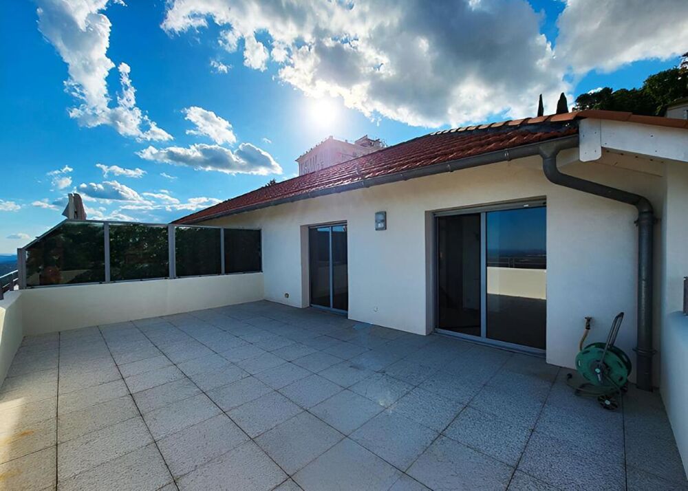 Magnifique T4 en duplex de 71 m² avec terrasse et vue panoramique exceptionnelle de 34 m²