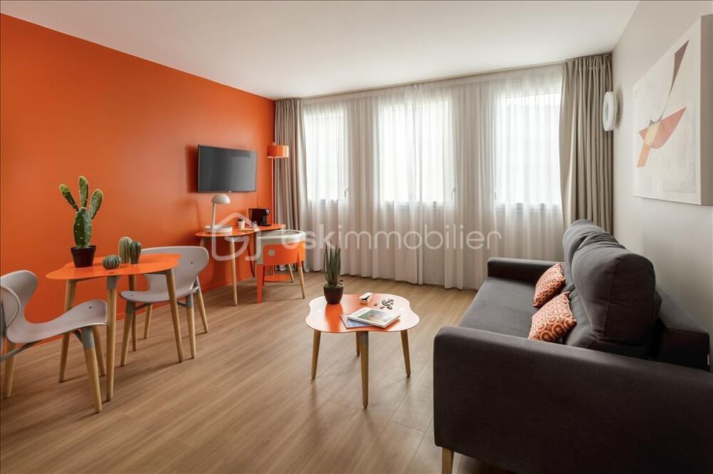 BAISSE DE PRIX - PRODUIT RARE - T2 meublé avec parking en résidence Appart'city Collection 4*