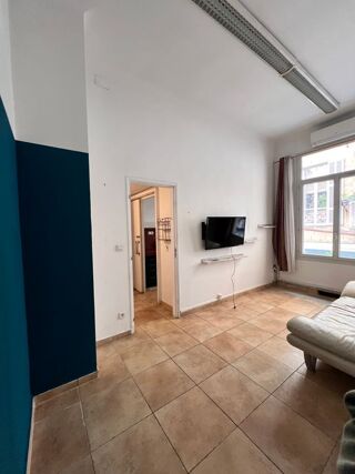  Appartement à louer 3 pièces 53 m²