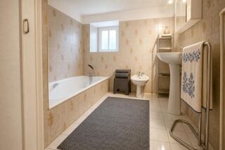  Propriété/château à vendre 10 pièces 300 m²