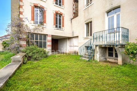   Maison � vendre 446 m� avec jardin d�pendances et garage PANISSIERES (42) Maison - 15 + pi�ce(s) - 446 m�