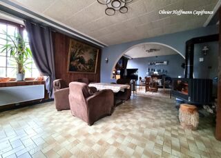  Maison  vendre 7 pices 201 m