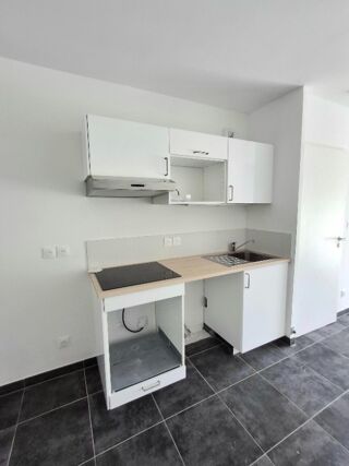  Appartement à louer 2 pièces 42 m²