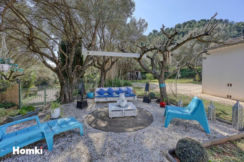 � vendre  Maison Solli�s-Ville (83210)