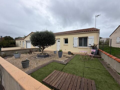 LA BOISSIERE DES LANDES (85) - AU CALME -ADORABLE VILLA PLAIN PIED 3 CHAMBRES AVEC GARAGE ET JARDIN CLOS