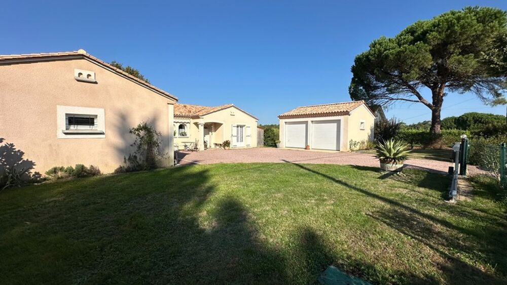 Vente Maison Maison de plain-pied à vendre 4 pièces BERGERAC (24) - terrain 2184 m2 - piscine Bergerac