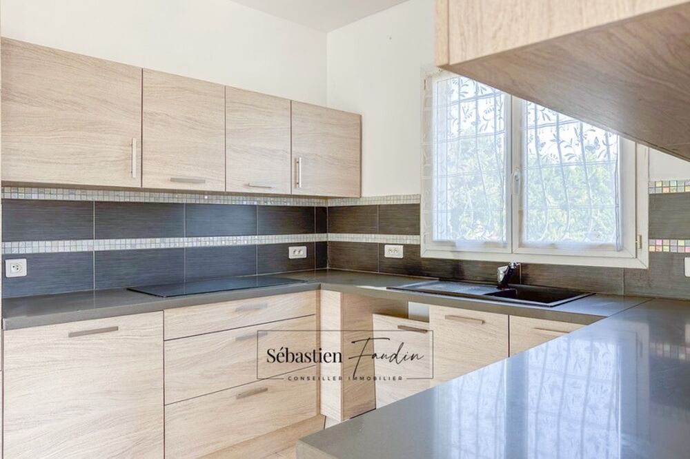 � vendre  Maison Bouc-Bel-Air (13320)