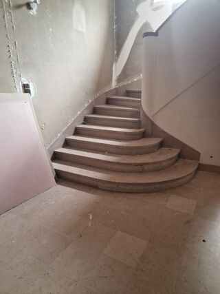  Immeuble � vendre 10 pi�ces 360 m�
