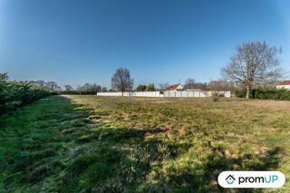  Terrain  vendre 683 m