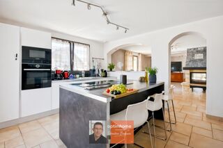  Maison à vendre 10 pièces 295 m²